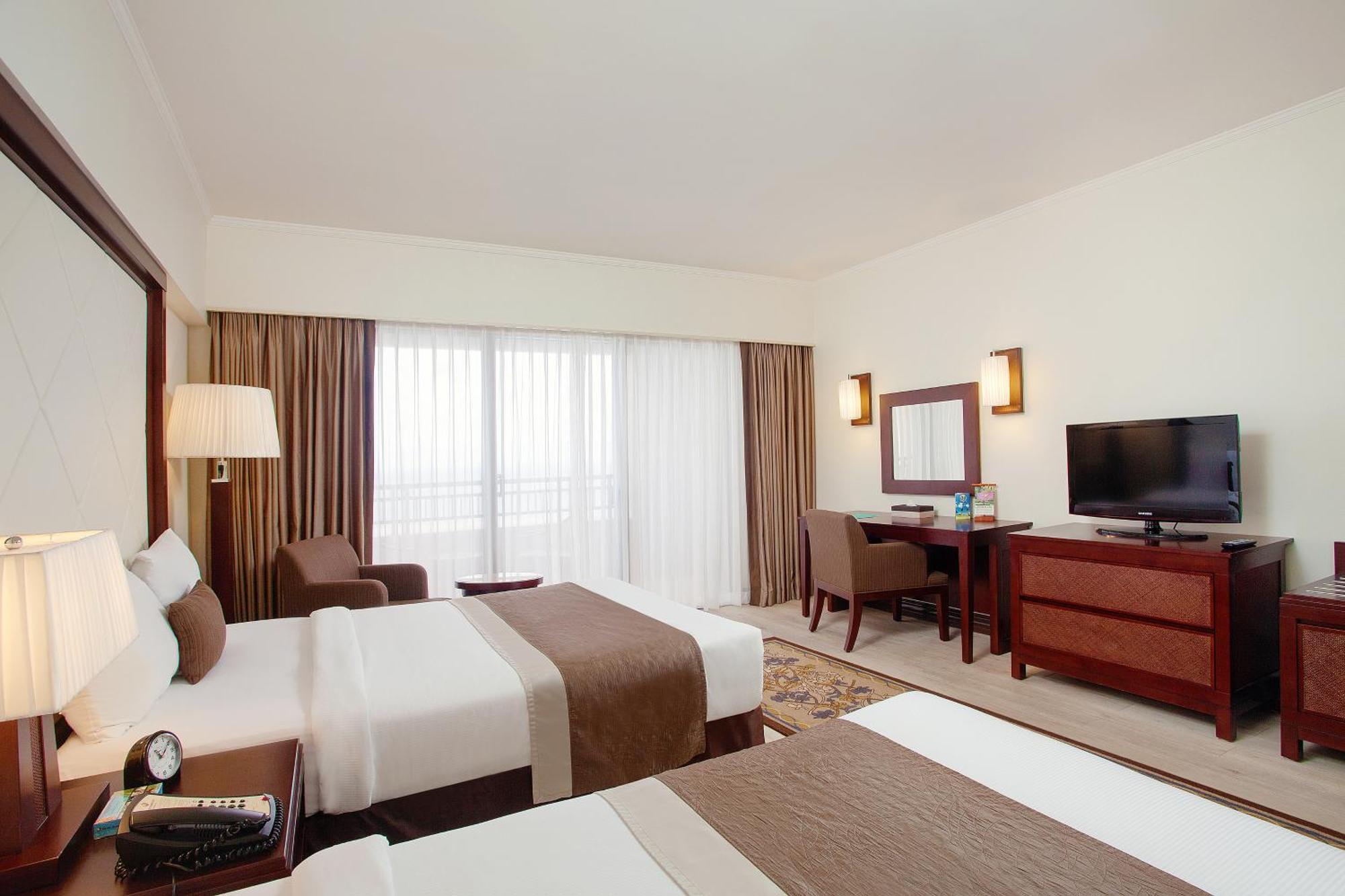 Pacific Islands Club Guam Hotel Tumon Exterior foto
